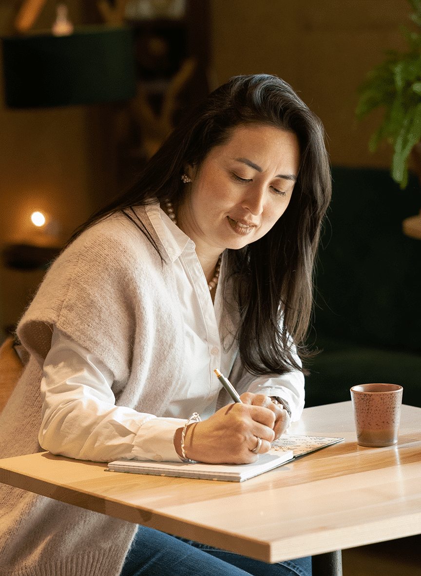 bruna-mathys-coach-carriere-portrait-logo-fr Bruna Mathys | Coach de Carrière Certifiée